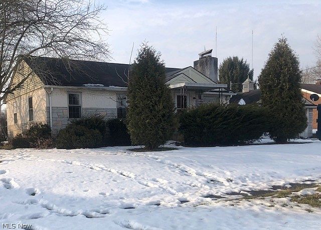 1st image of 1351 Ivanhoe Ave