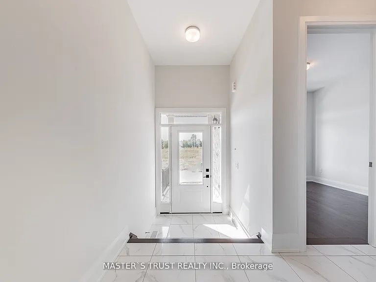 15 Backhouse Dr — Photo 2