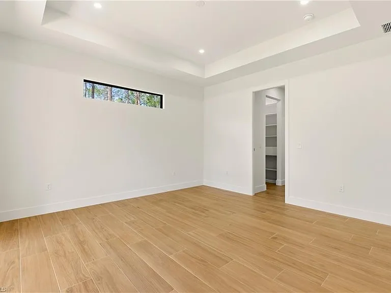 1514 47th Ave NE — Photo 23