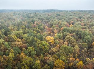 6 Lodge Rd, Bourbon, MO 65441