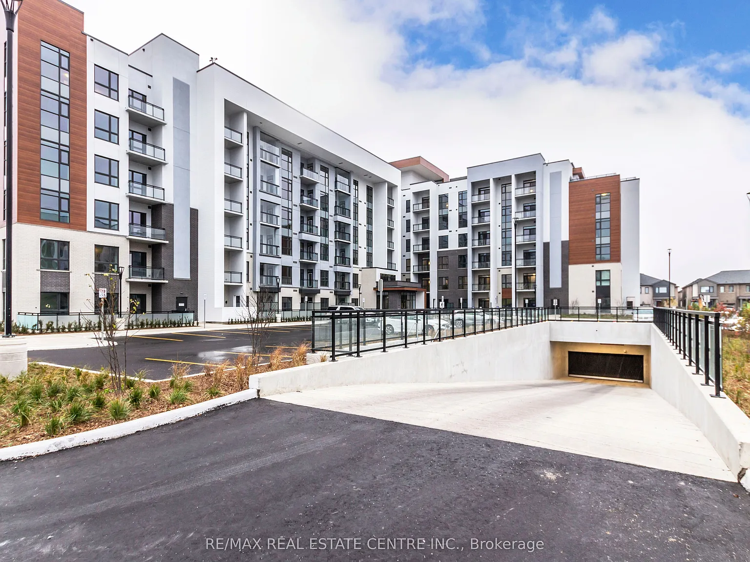 2 bed, $2,750 — Photo 2