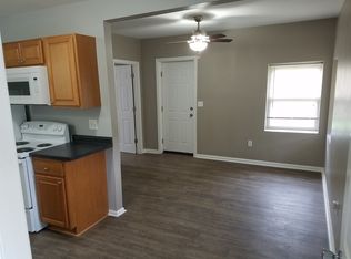 26228 Gibraltar Rd, Flat Rock, MI 48134