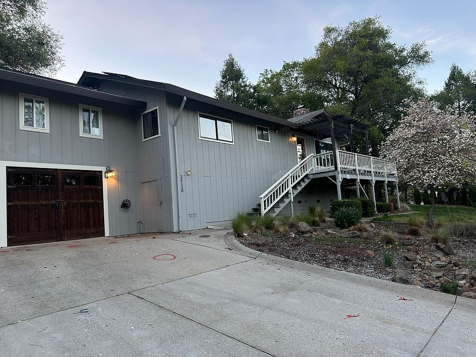 1st image of 24110 Oakmont Way