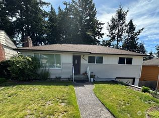 24005 49th Pl W, Mountlake Terrace, WA 98043