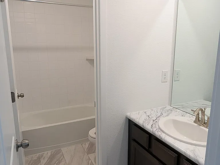 1678 Marquette Aly — Photo 15
