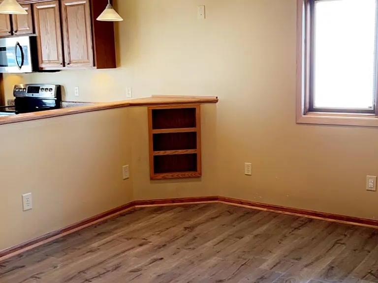 510 S Main St — Photo 6