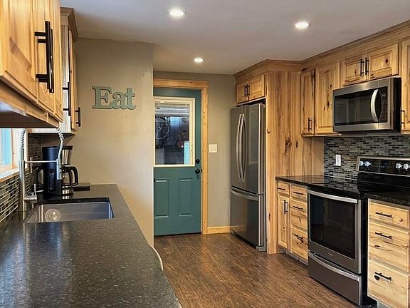 3rd image of 277 Chester Rd