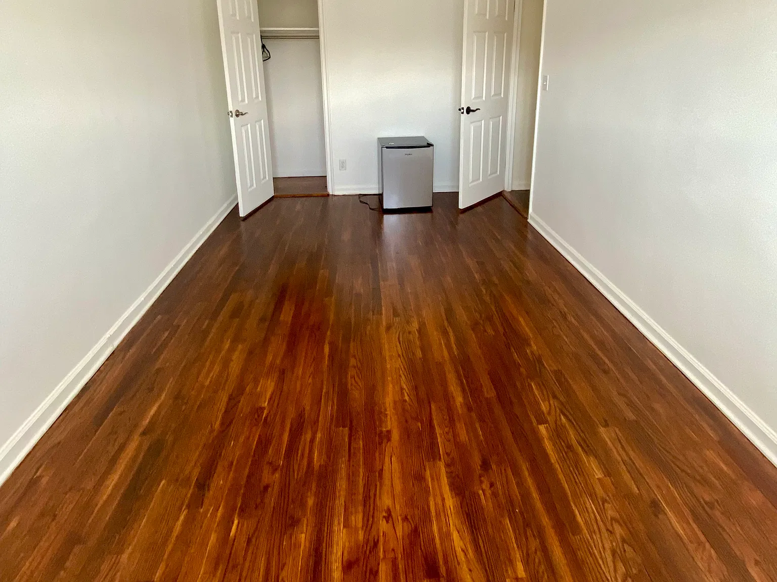 3 bed, $1,000 — Photo 2