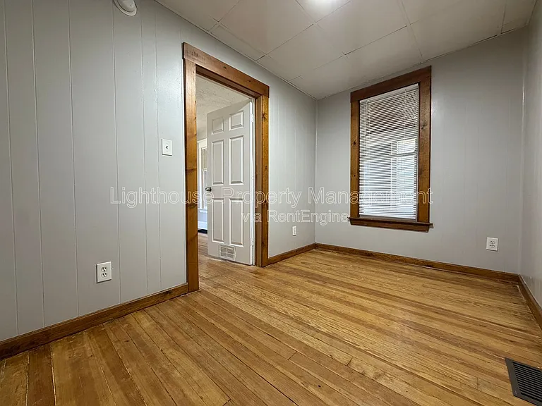 1732 7th St #1 — Photo 11