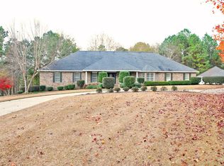 180 Cherry Oak Trl, Petal, MS 39465