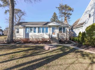W6919 Silver Ave, Wautoma, WI 54982