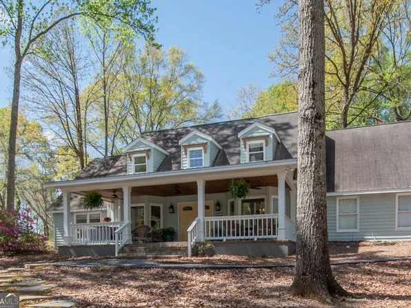 202 Larkspur Turn, Peachtree City, GA 30269