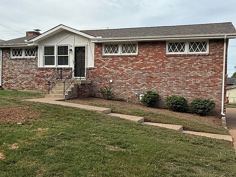 1st image of 633 Galaxie Dr