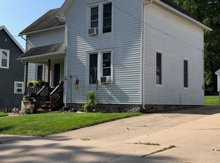 157 Reynolds Ave, Burlington, WI 53105