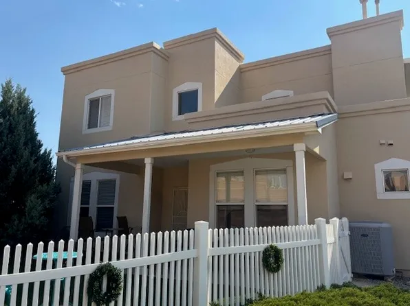6799 Camino Rojo, Santa Fe, NM 87507