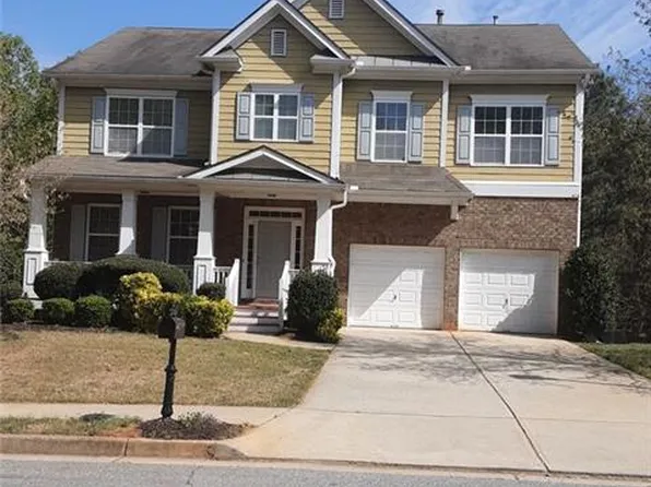 132 Lake Shore Dr, Newnan, GA 30265