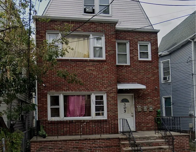 305-307 Sanford Ave #3 — Photo 9