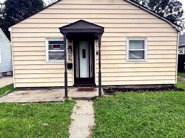 906 West St, Lansing, MI 48915