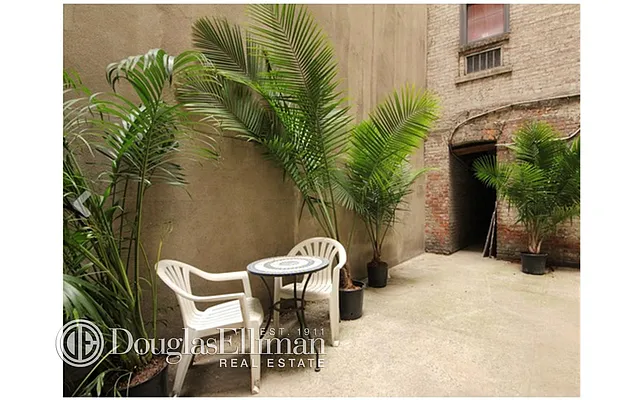 Rented by Douglas Elliman | media 18