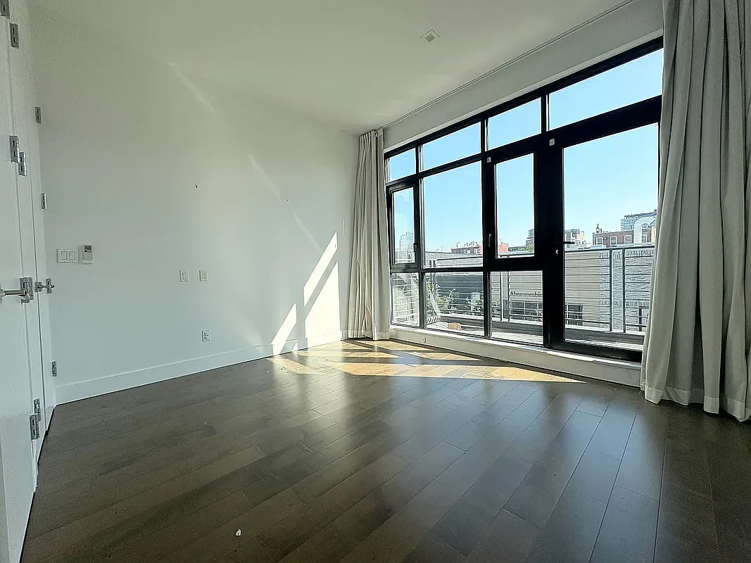 106 North 6th Street — Photo 4