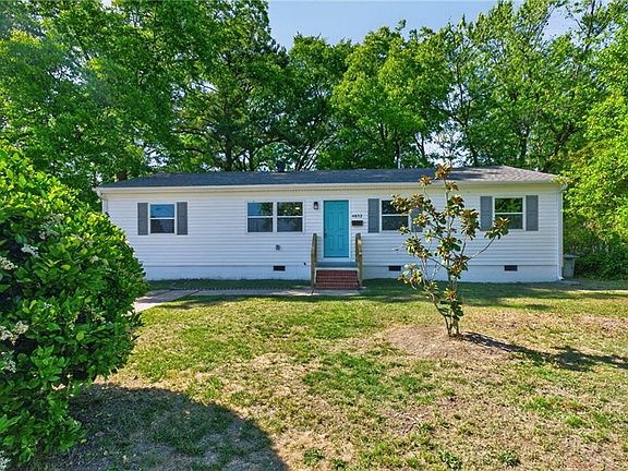 5th image of 4832 82nd St