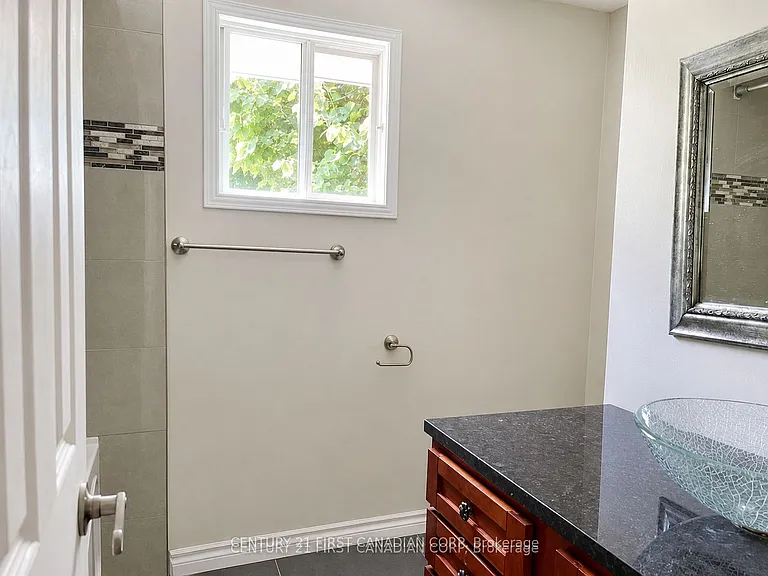 1341 Aldersbrook Rd — Photo 13