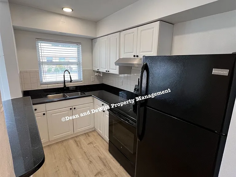 7035 4th Ave N #7 — Photo 3
