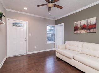 2424 Cleburne St, Houston, TX 77004