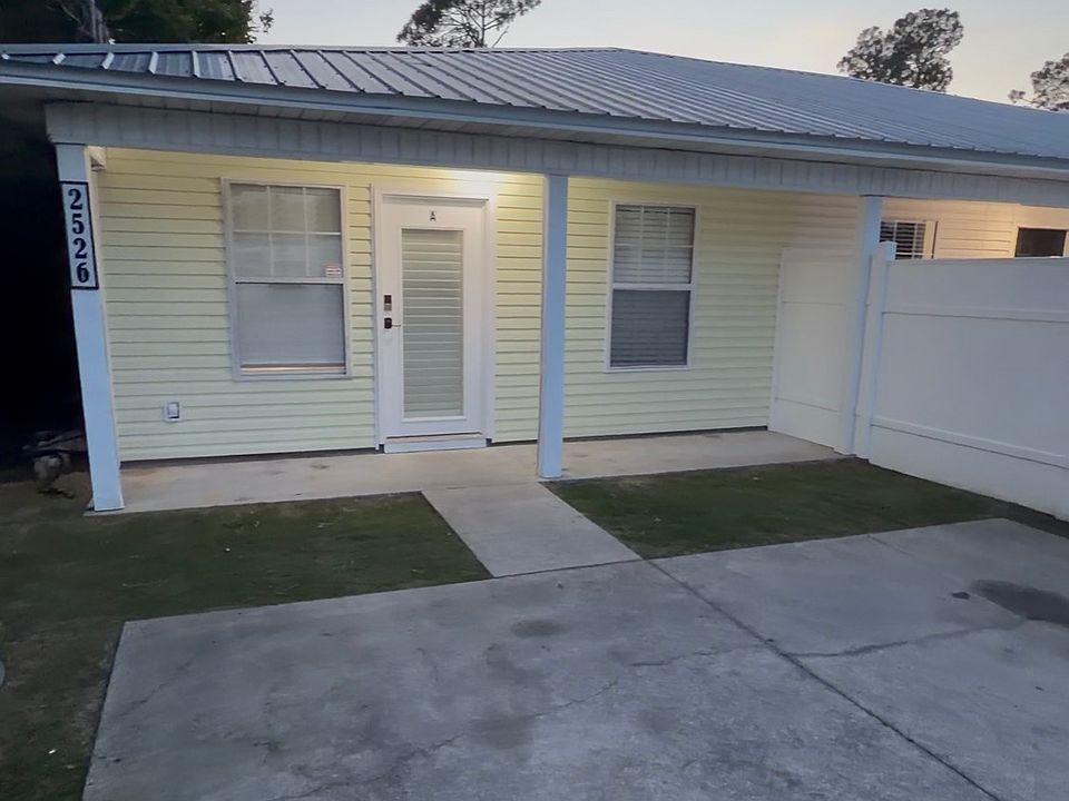 1st image of 2526 Laurie Ave #A