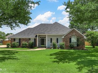 230 Ridgefield Dr, Bossier City, LA 71111