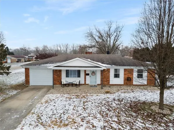 956 Mayfield Dr, Troy, OH 45373