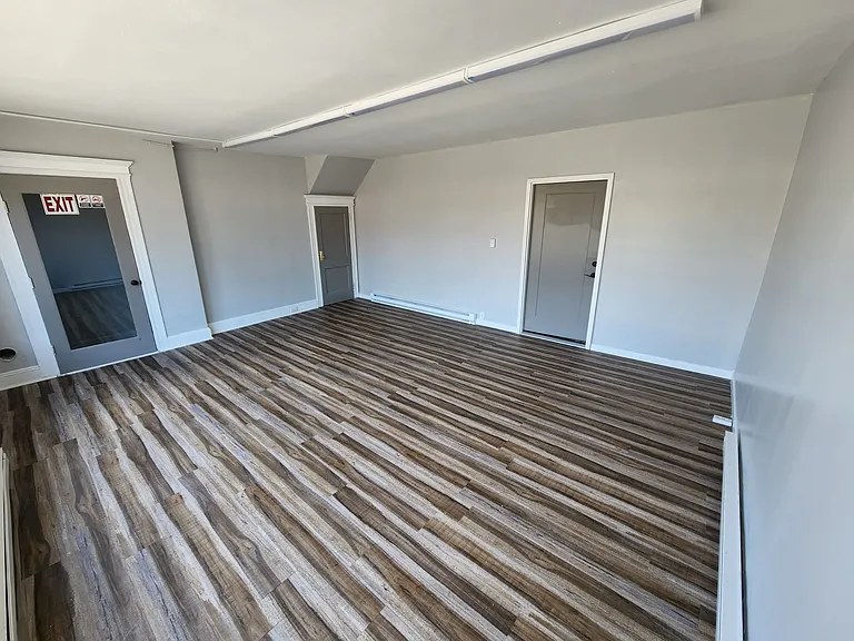 3788 Main St #1 — Photo 8