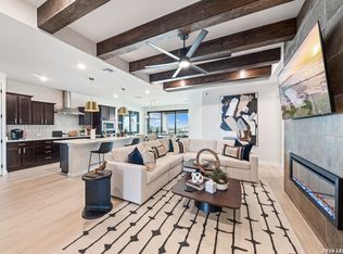 225 Jens Dr, Mico, TX 78056