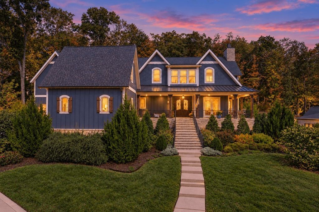 Private club home