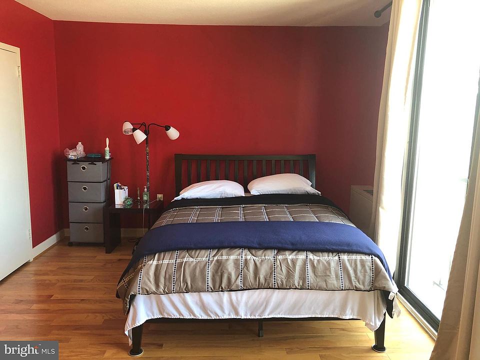 2nd image of 4242 E West Hwy APT 517