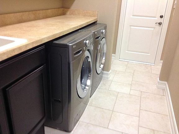 5th image of 3509 Brunot Cir