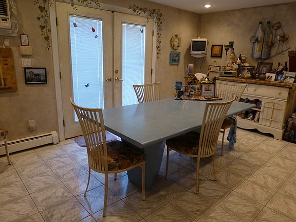 2nd image of 110 Malone Ave