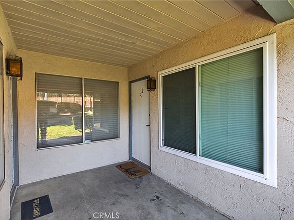 3rd image of 2891 Canyon Crest Dr APT 32