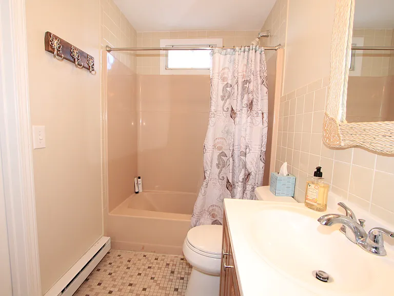 3 Feake Ave — Photo 35