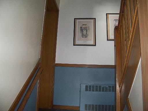 5th image of 213 N Marion St