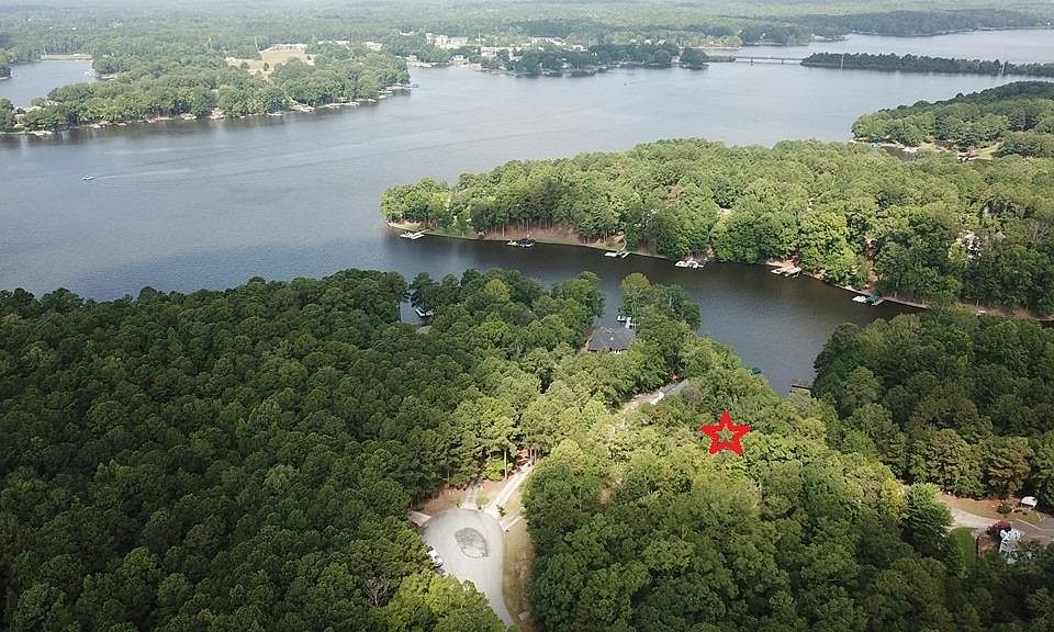 1st image of 1101 Katherine Ln