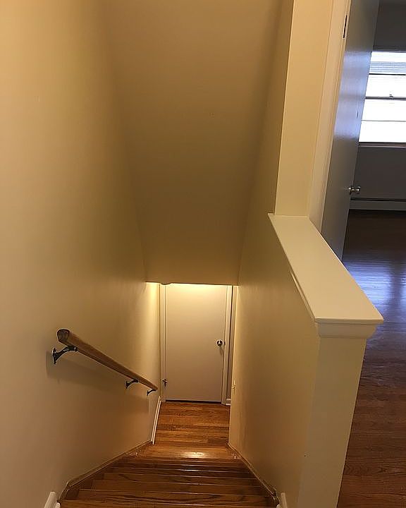 2nd Floor Stairway