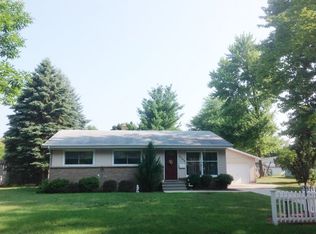 2103 Jenkins Dr, Midland, MI 48642