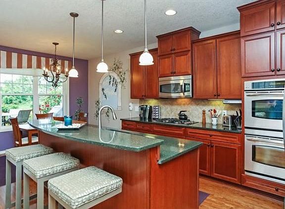 A wonderful layout of the kitchen.
