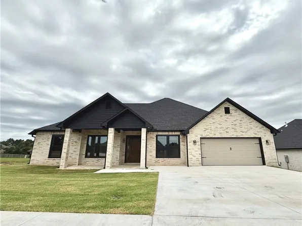 622 Legacy Blvd, Van Buren, AR 72956