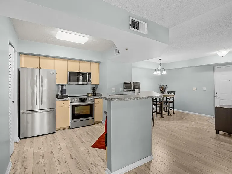3721 NW Mediterranean Ln #8-304 — Photo 6