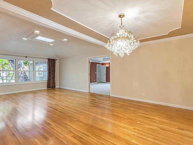 794 Manor Way — Photo 15