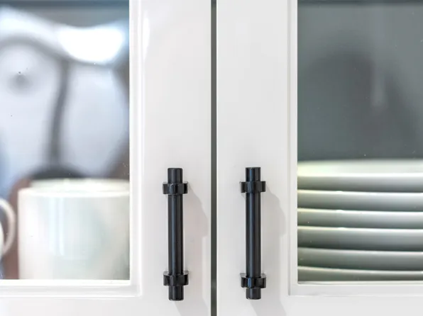 21 East 61st Street image 15 of 24