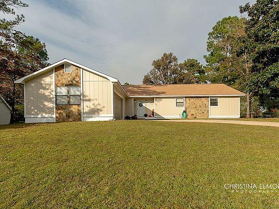 2nd image of 106 Barecky Dr