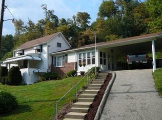 53197 Trough Run Rd, Bellaire, OH 43906